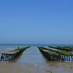 Rivage Maison Spacieuse 10 P 5 2 Sdb 2 Wc Confort Avec Jardin, Belle Terrasse Amenagee, Parking Privatif, A 2 Kms D'une Petite Plage, 3kms D'omaha Et Port En Bessin Ferienhaus Grand-Hameau
