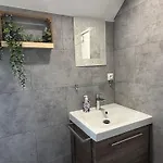 Дом отдыха Rivage Maison Spacieuse 10 P 5 2 Sdb 2 Wc Confort Avec Jardin, Belle Terrasse Amenagee, Parking Privatif, A 2 Kms D'une Petite Plage, 3kms D'omaha Et Port En Bessin