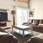 Дом отдыха Rivage Maison Spacieuse 10 P 5 2 Sdb 2 Wc Confort Avec Jardin, Belle Terrasse Amenagee, Parking Privatif, A 2 Kms D'une Petite Plage, 3kms D'omaha Et Port En Bessin *