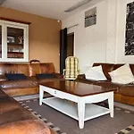 Rivage Maison Spacieuse 10 P 5 2 Sdb 2 Wc Confort Avec Jardin, Belle Terrasse Amenagee, Parking Privatif, A 2 Kms D'une Petite Plage, 3kms D'omaha Et Port En Bessin Дом отдыха *