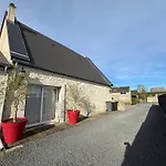 Rivage Maison Spacieuse 10 P 5 2 Sdb 2 Wc Confort Avec Jardin, Belle Terrasse Amenagee, Parking Privatif, A 2 Kms D'une Petite Plage, 3kms D'omaha Et Port En Bessin *