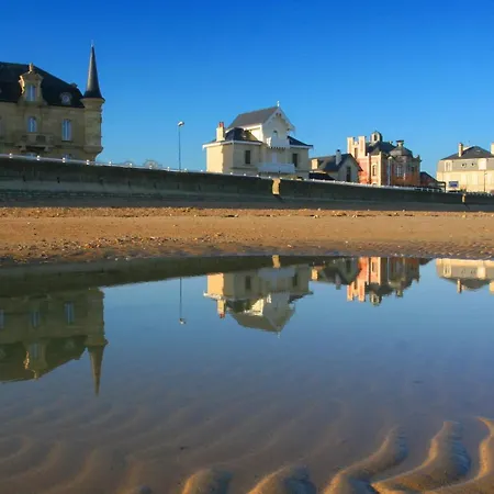 Rivage Maison Spacieuse 10 P 5 2 Sdb 2 Wc Confort Avec Jardin, Belle Terrasse Amenagee, Parking Privatif, A 2 Kms D'une Petite Plage, 3kms D'omaha Et Port En Bessin Grand-Hameau