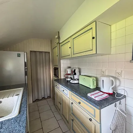 Rivage Maison Spacieuse 10 P 5 2 Sdb 2 Wc Confort Avec Jardin, Belle Terrasse Amenagee, Parking Privatif, A 2 Kms D'une Petite Plage, 3kms D'omaha Et Port En Bessin Prázdninový dům Grand-Hameau
