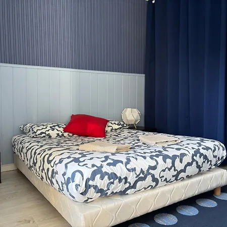 Ferienhaus Rivage Maison Spacieuse 10 P 5 2 Sdb 2 Wc Confort Avec Jardin, Belle Terrasse Amenagee, Parking Privatif, A 3km D'omaha Et Port En Bessin