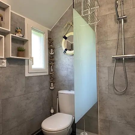 Rivage Maison Spacieuse 10 P 5 2 Sdb 2 Wc Confort Avec Jardin, Belle Terrasse Amenagee, Parking Privatif, A 3km D'omaha Et Port En Bessin * Grand-Hameau