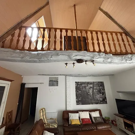 Prázdninový dům Rivage Maison Spacieuse 10 P 5 2 Sdb 2 Wc Confort Avec Jardin, Belle Terrasse Amenagee, Parking Privatif, A 2 Kms D'une Petite Plage, 3kms D'omaha Et Port En Bessin