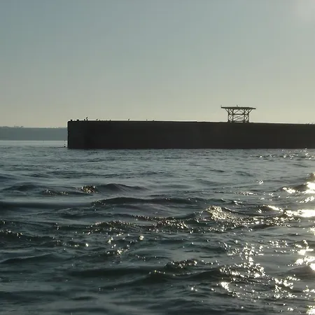 Rivage Maison Spacieuse 10 P 5 2 Sdb 2 Wc Confort Avec Jardin, Belle Terrasse Amenagee, Parking Privatif, A 3km D'omaha Et Port En Bessin Ferienhaus Grand-Hameau