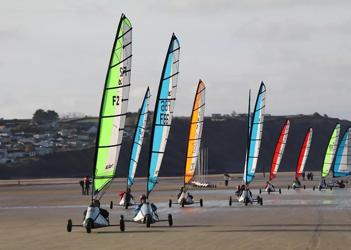 Rivage Maison Spacieuse 10 P 5 2 Sdb 2 Wc Confort Avec Jardin, Belle Terrasse Aménagée, Parking Privatif, à 2 Kms D'une Petite Plage, 3kms D'omaha Et Port En Bessin