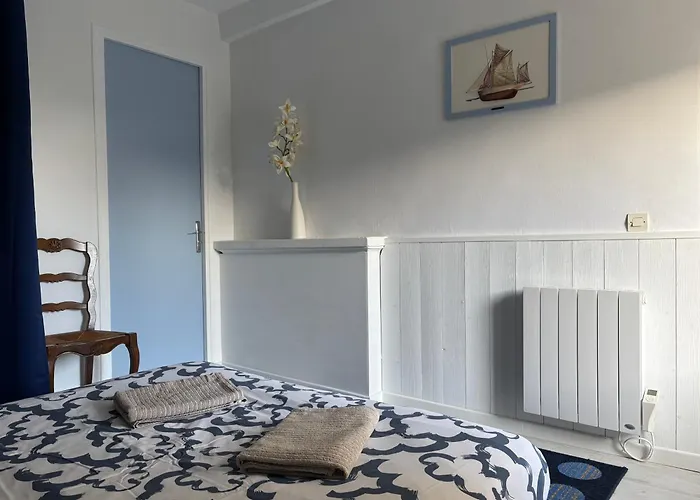 Casa vacanze Rivage Maison Spacieuse 10 P 5 2 Sdb 2 Wc Confort Avec Jardin, Belle Terrasse Aménagée, Parking Privatif, à 2 Kms D'une Petite Plage, 3kms D'omaha Et Port En Bessin *