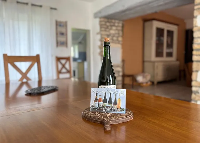 Rivage Maison Spacieuse 10 P 5 2 Sdb 2 Wc Confort Avec Jardin, Belle Terrasse Aménagée, Parking Privatif, à 2 Kms D'une Petite Plage, 3kms D'omaha Et Port En Bessin * Grand-Hameau