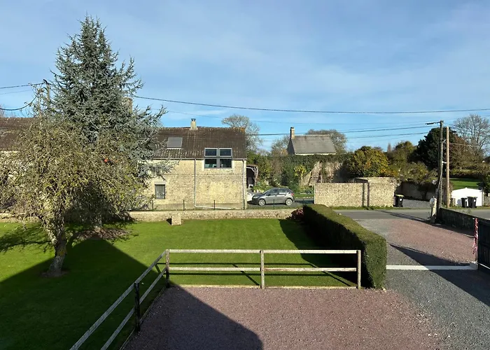 Rivage Maison Spacieuse 10 P 5 2 Sdb 2 Wc Confort Avec Jardin, Belle Terrasse Aménagée, Parking Privatif, à 2 Kms D'une Petite Plage, 3kms D'omaha Et Port En Bessin Casa vacanze *