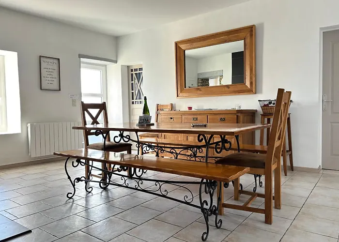 Casa vacanze Rivage Maison Spacieuse 10 P 5 2 Sdb 2 Wc Confort Avec Jardin, Belle Terrasse Aménagée, Parking Privatif, à 2 Kms D'une Petite Plage, 3kms D'omaha Et Port En Bessin *