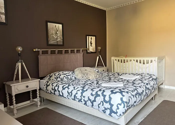 Rivage Maison Spacieuse 10 P 5 2 Sdb 2 Wc Confort Avec Jardin, Belle Terrasse Aménagée, Parking Privatif, à 2 Kms D'une Petite Plage, 3kms D'omaha Et Port En Bessin