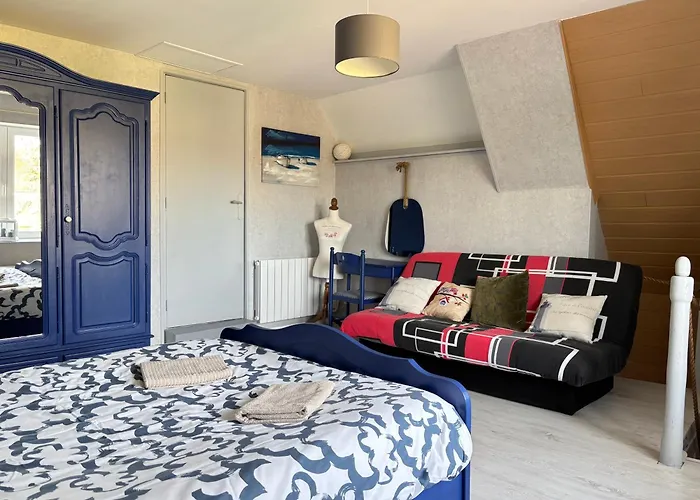 Rivage Maison Spacieuse 10 P 5 2 Sdb 2 Wc Confort Avec Jardin, Belle Terrasse Aménagée, Parking Privatif, à 2 Kms D'une Petite Plage, 3kms D'omaha Et Port En Bessin