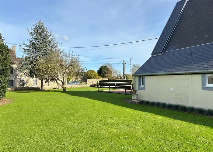 Rivage Maison Spacieuse 10 P 5 2 Sdb 2 Wc Confort Avec Jardin, Belle Terrasse Aménagée, Parking Privatif, à 2 Kms D'une Petite Plage, 3kms D'omaha Et Port En Bessin Casa vacanze