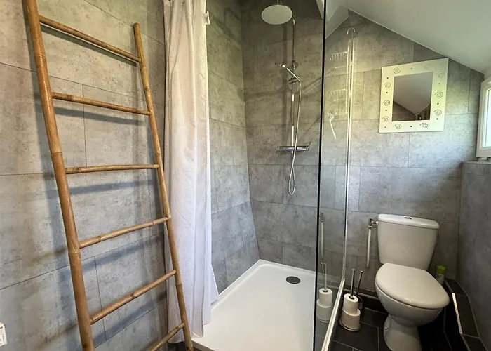 Rivage Maison Spacieuse 10 P 5 2 Sdb 2 Wc Confort Avec Jardin, Belle Terrasse Aménagée, Parking Privatif, à 2 Kms D'une Petite Plage, 3kms D'omaha Et Port En Bessin *